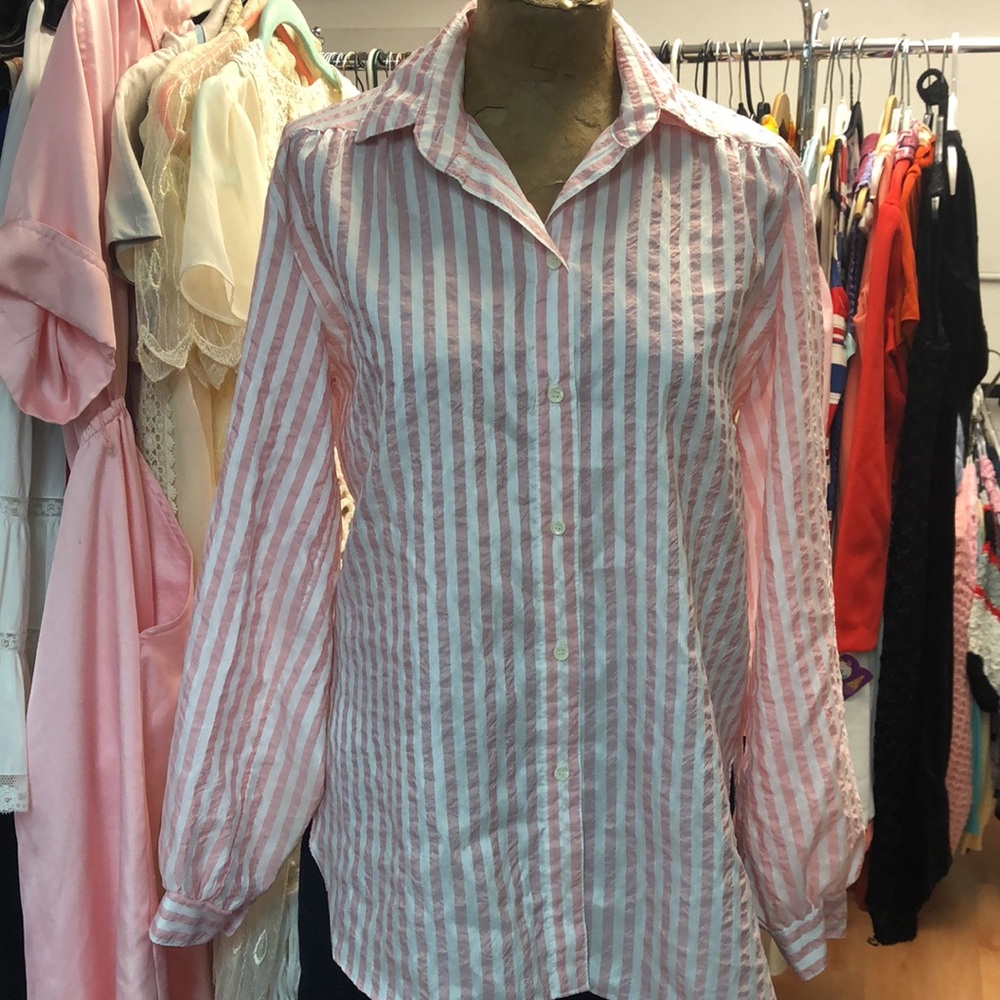 Vintage 80’s -All Hours - pink & white silky polyester top- button down- M - Picture 7 of 8